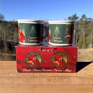 Vintage Rare 1999 Boyds Bears Festive Christmas No Peeking Green/Red Mugs